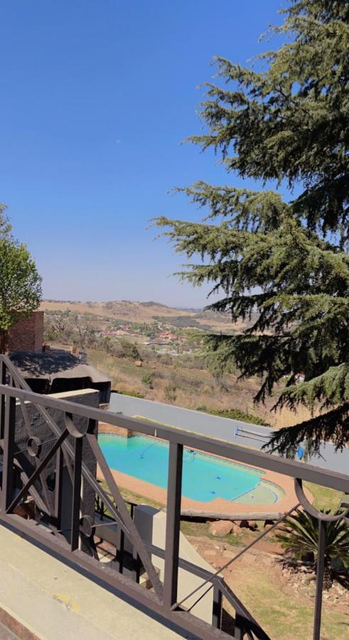 Glenvista Home With A View Johannesburgo Exterior foto